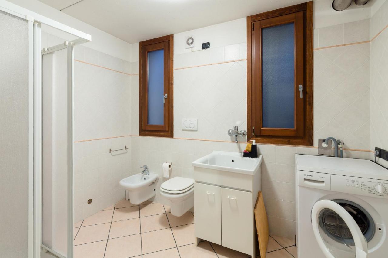 Casa Lorena Десенцано дел Гарда Екстериор снимка